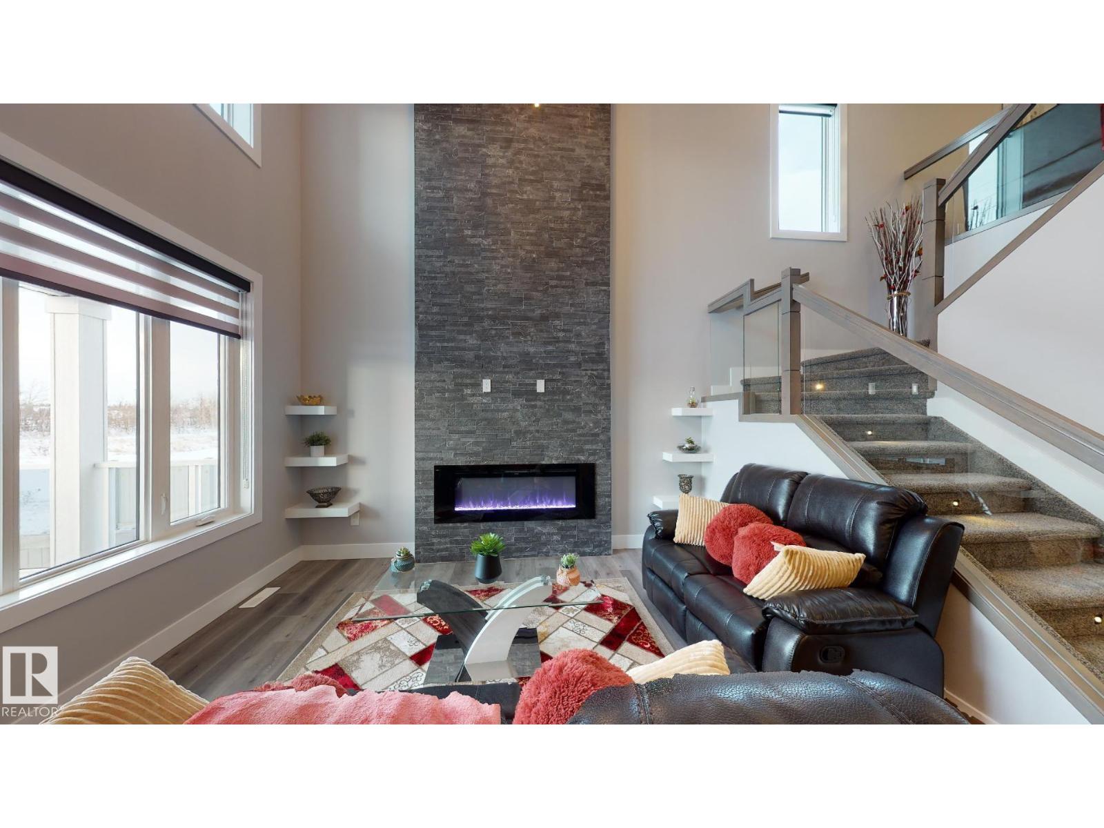 86 Mockingbird CR, Fort Saskatchewan