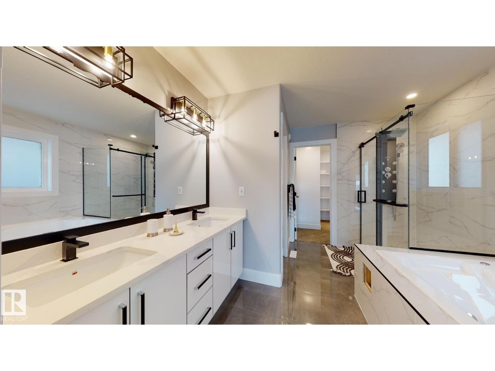 86 Mockingbird CR, Fort Saskatchewan