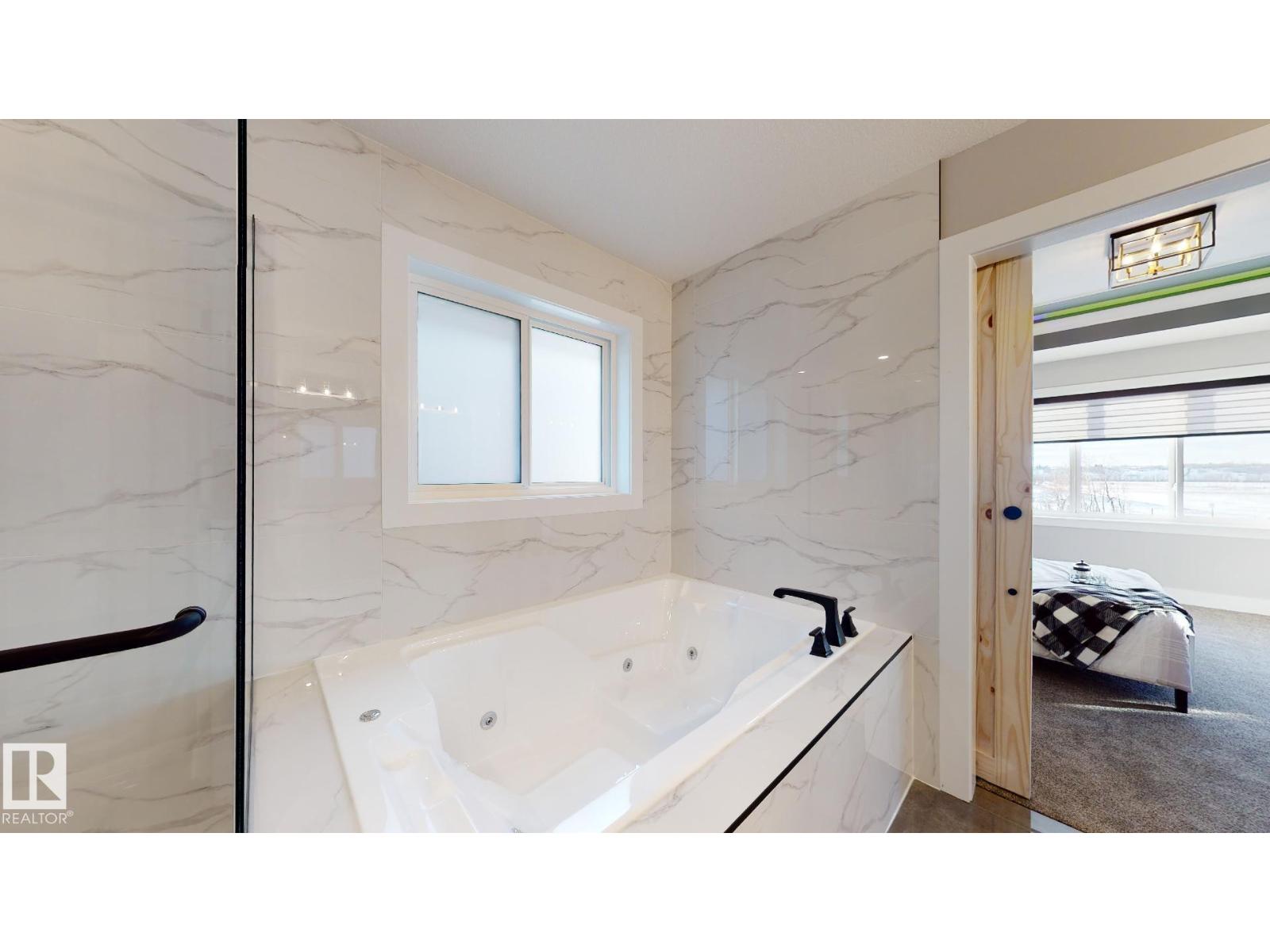 86 Mockingbird CR, Fort Saskatchewan