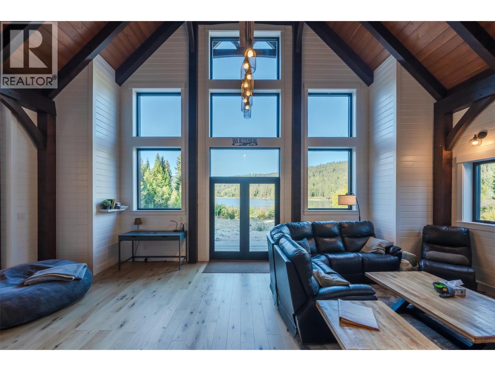 3593 Princeton Summerland Road, Princeton