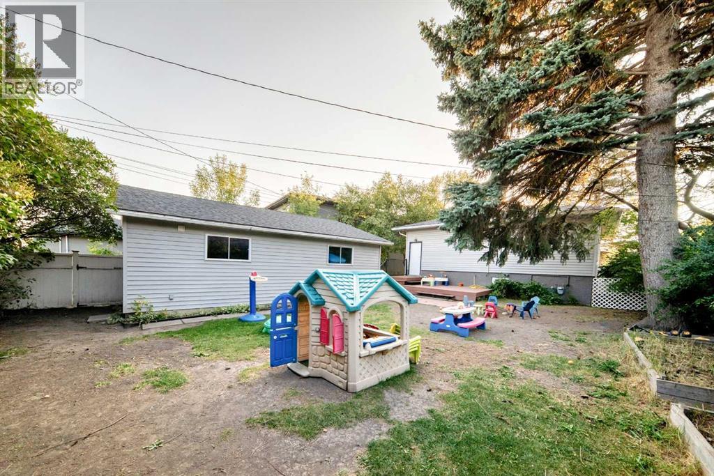 Single Family House Bungalow for Sale in  A Street NE Renfrew Calgary 