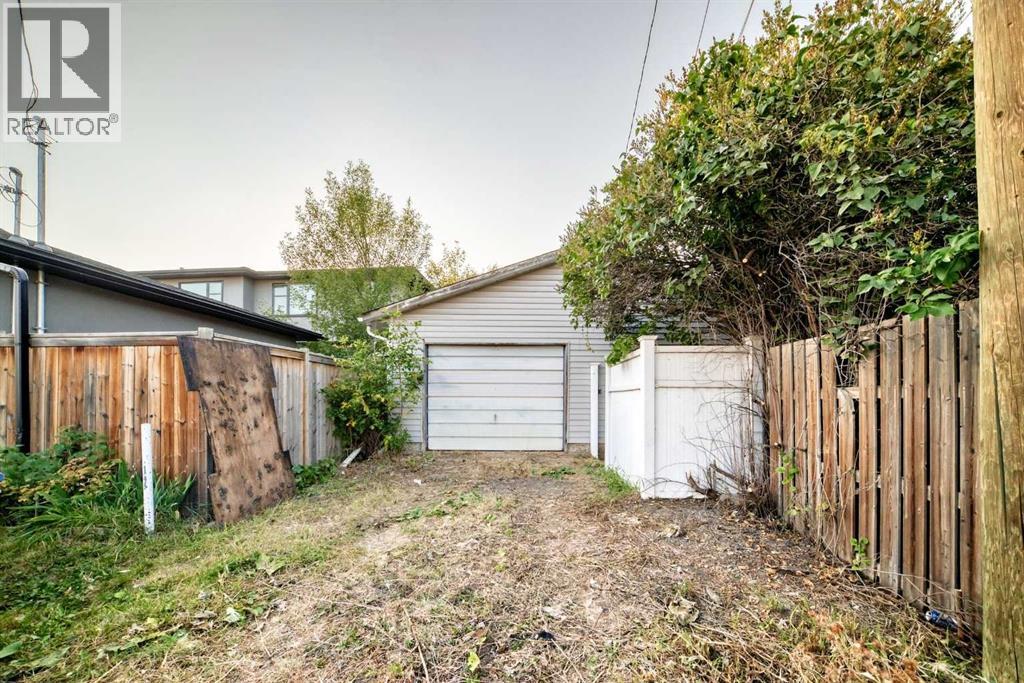 820 9A Street NE - 33