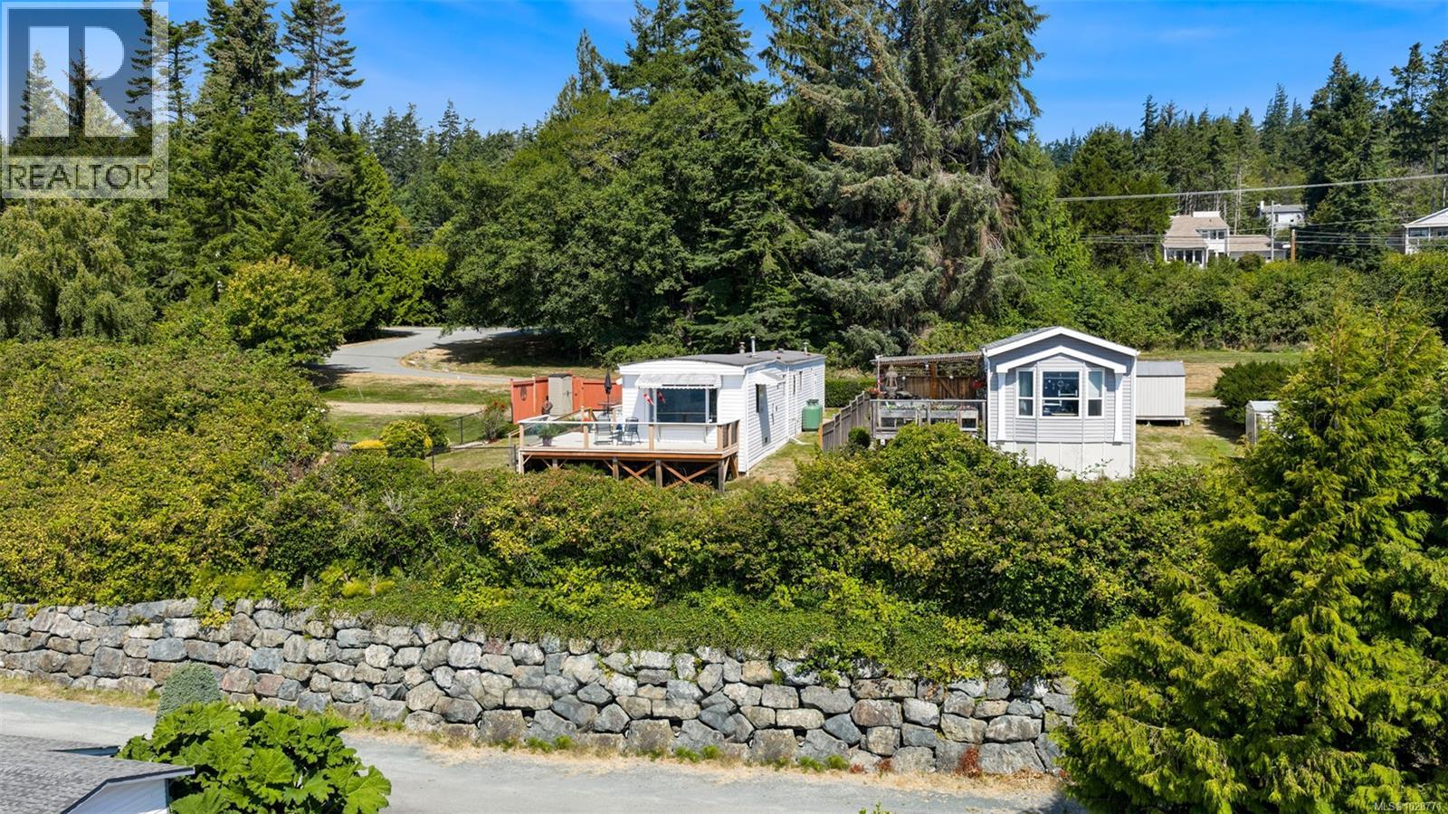 18 8177 West Coast Road, Sooke