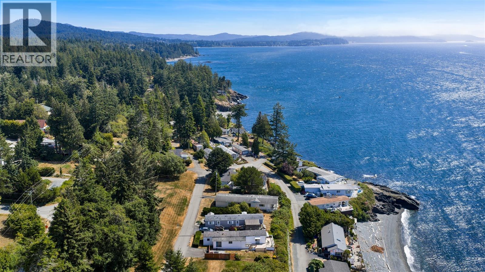 18 8177 West Coast Road, Sooke