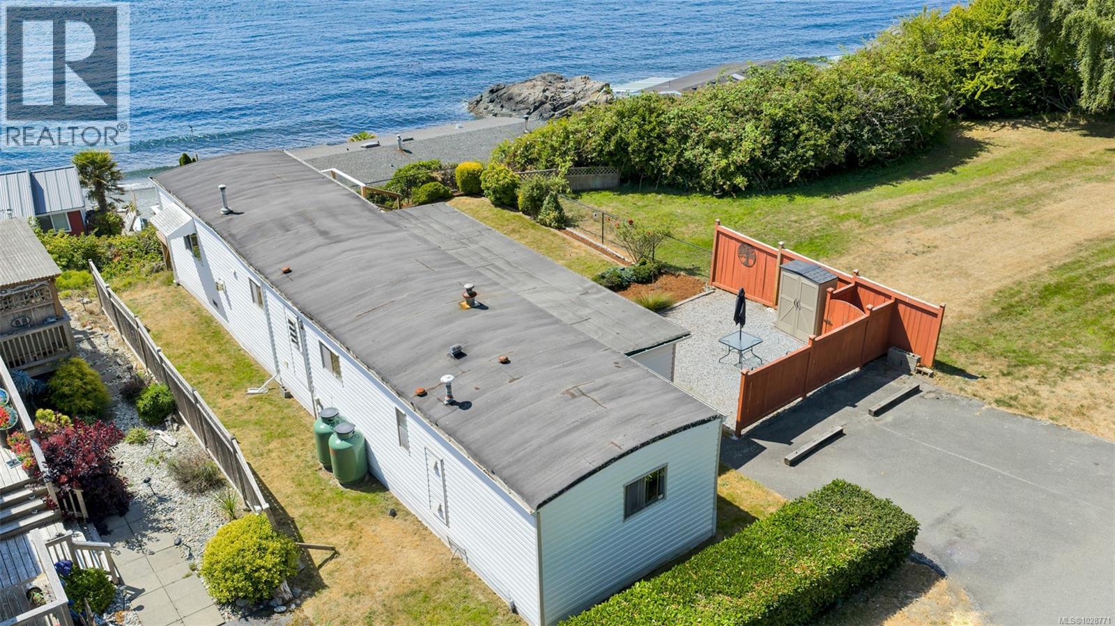 18 8177 West Coast Road, Sooke