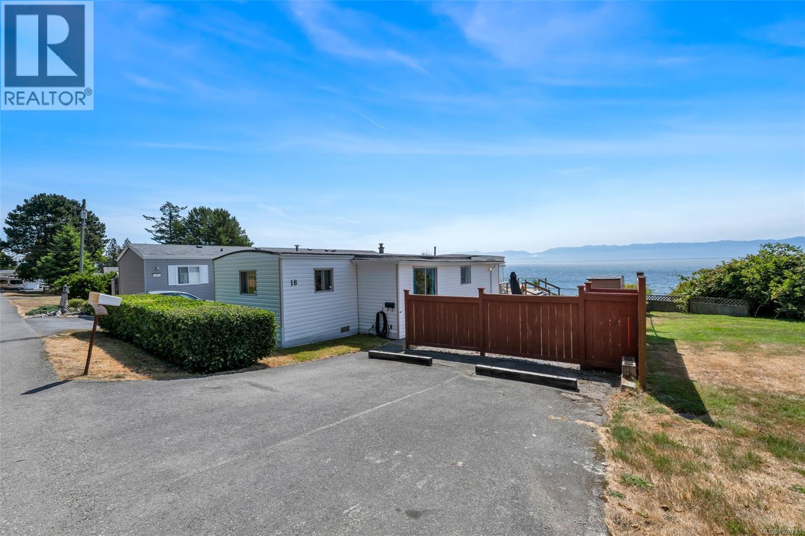 18 8177 West Coast Road, Sooke
