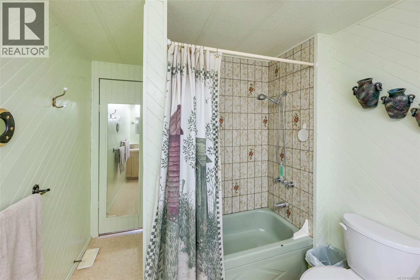 18 8177 West Coast Road, Sooke