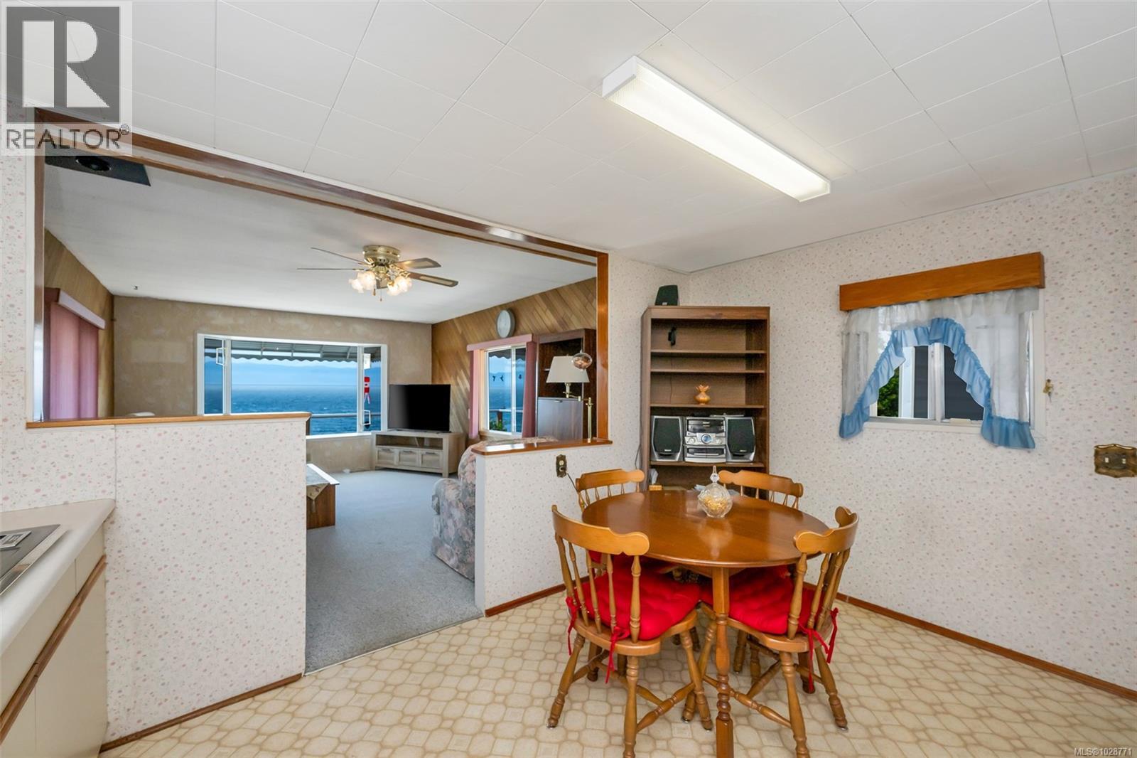 18 8177 West Coast Road, Sooke