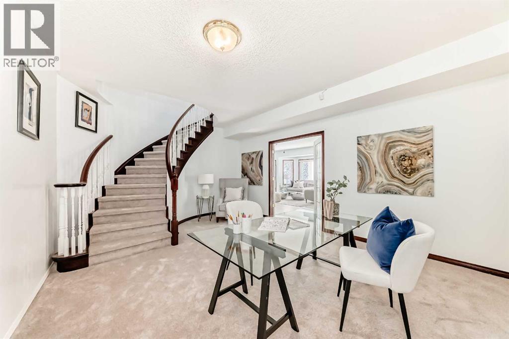 Single Family House for Sale in  Schiller Place NW Scenic Acres Calgary 