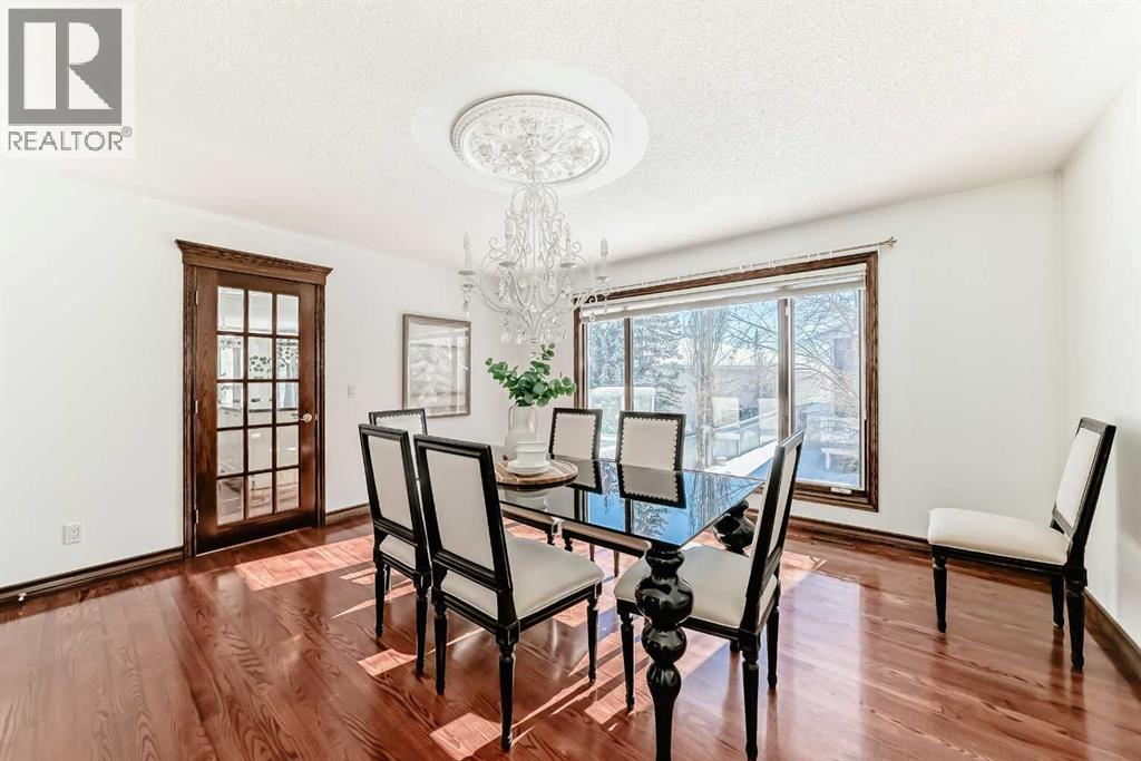 Single Family House for Sale in  Schiller Place NW Scenic Acres Calgary 