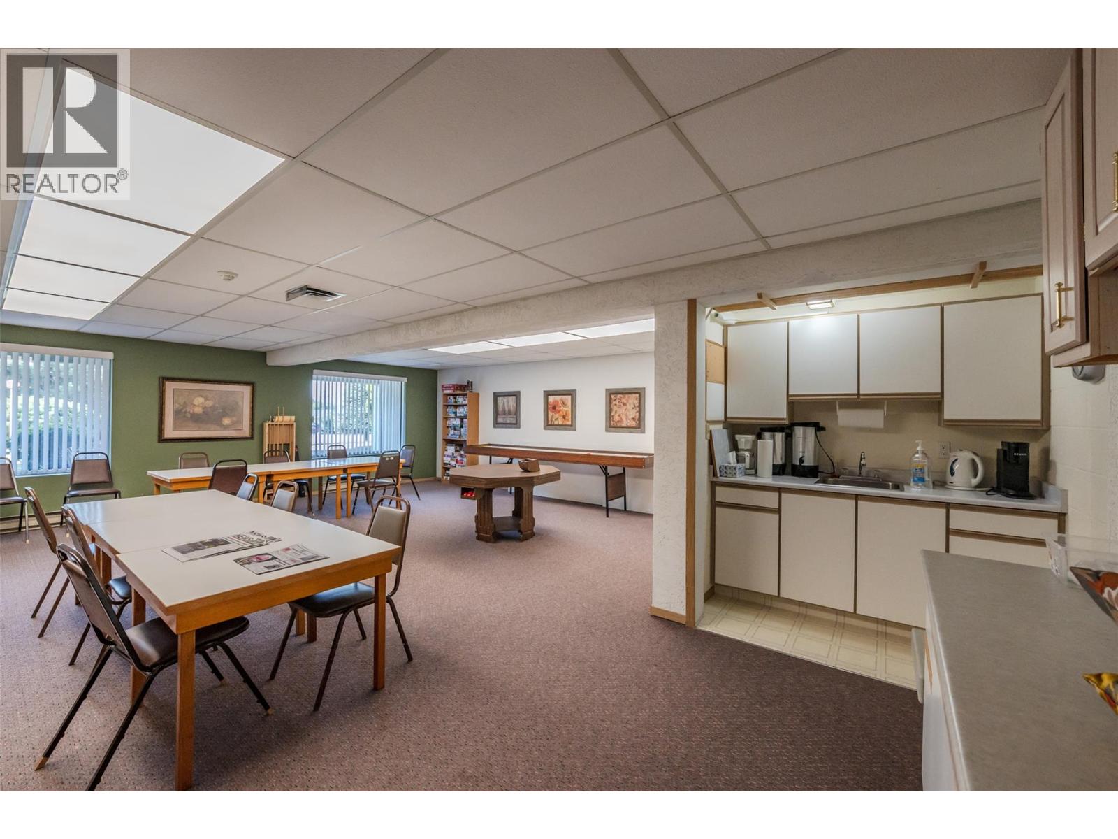 195 Warren Avenue W Unit# 406, Penticton