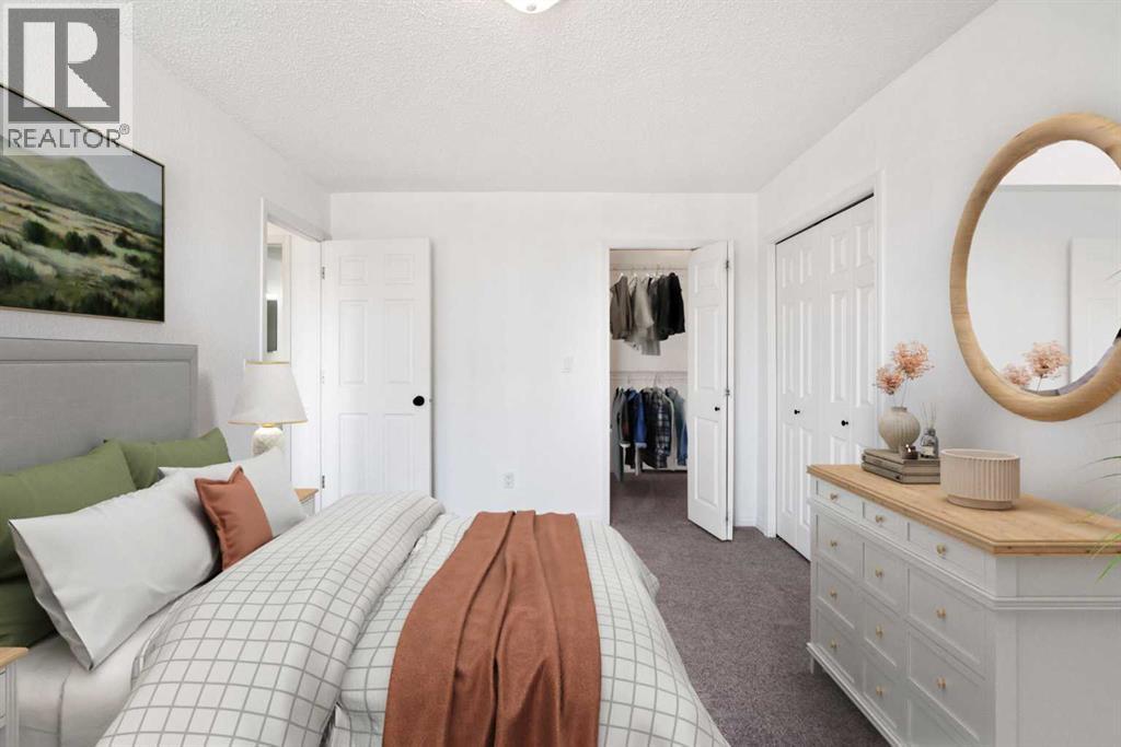 Single Family House for Sale in    Street SW Rosscarrock Calgary 