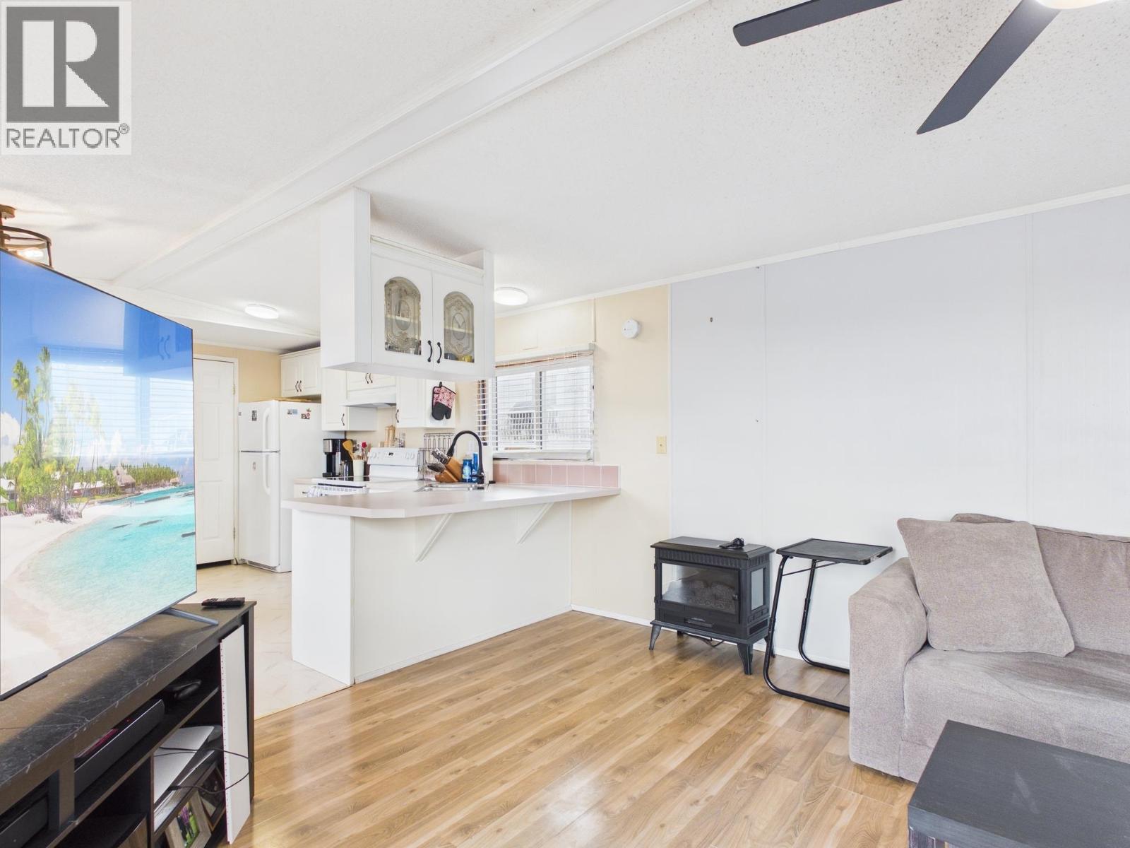 #39 997 CHILCOTIN 20 HIGHWAY - 10