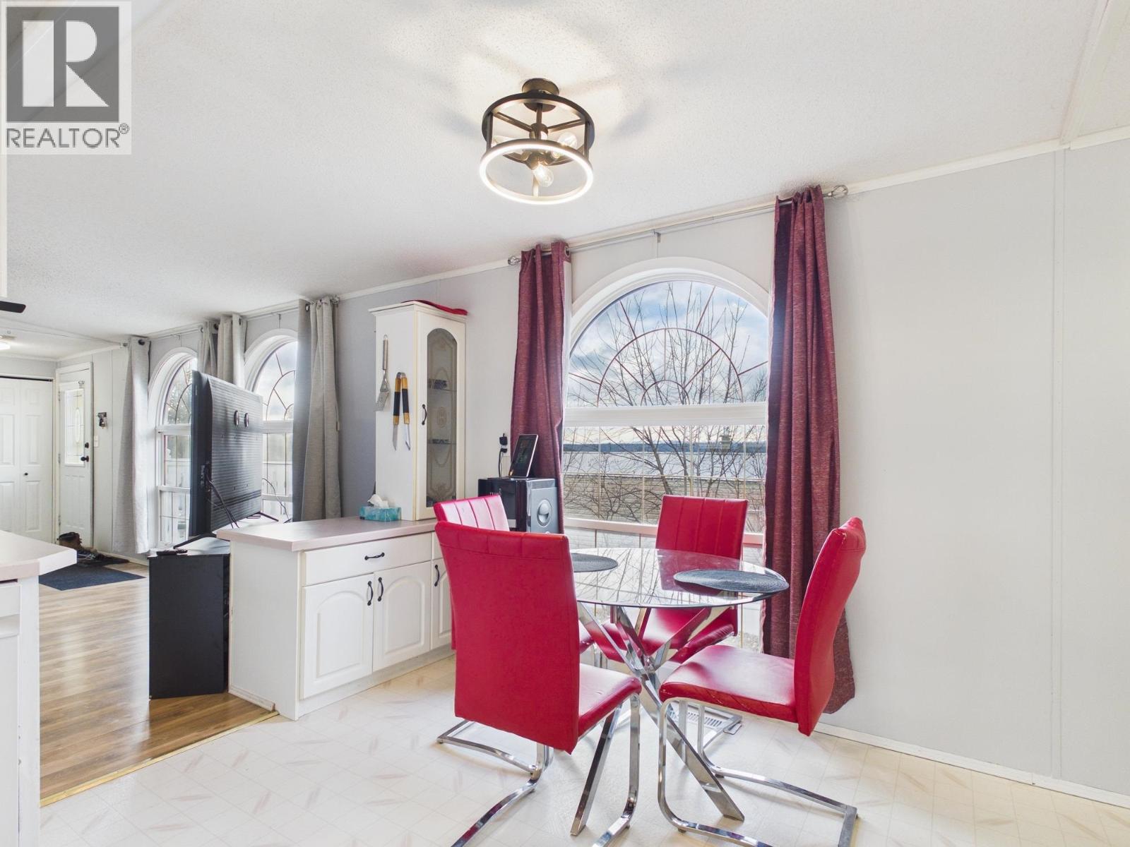 #39 997 CHILCOTIN 20 HIGHWAY - 14