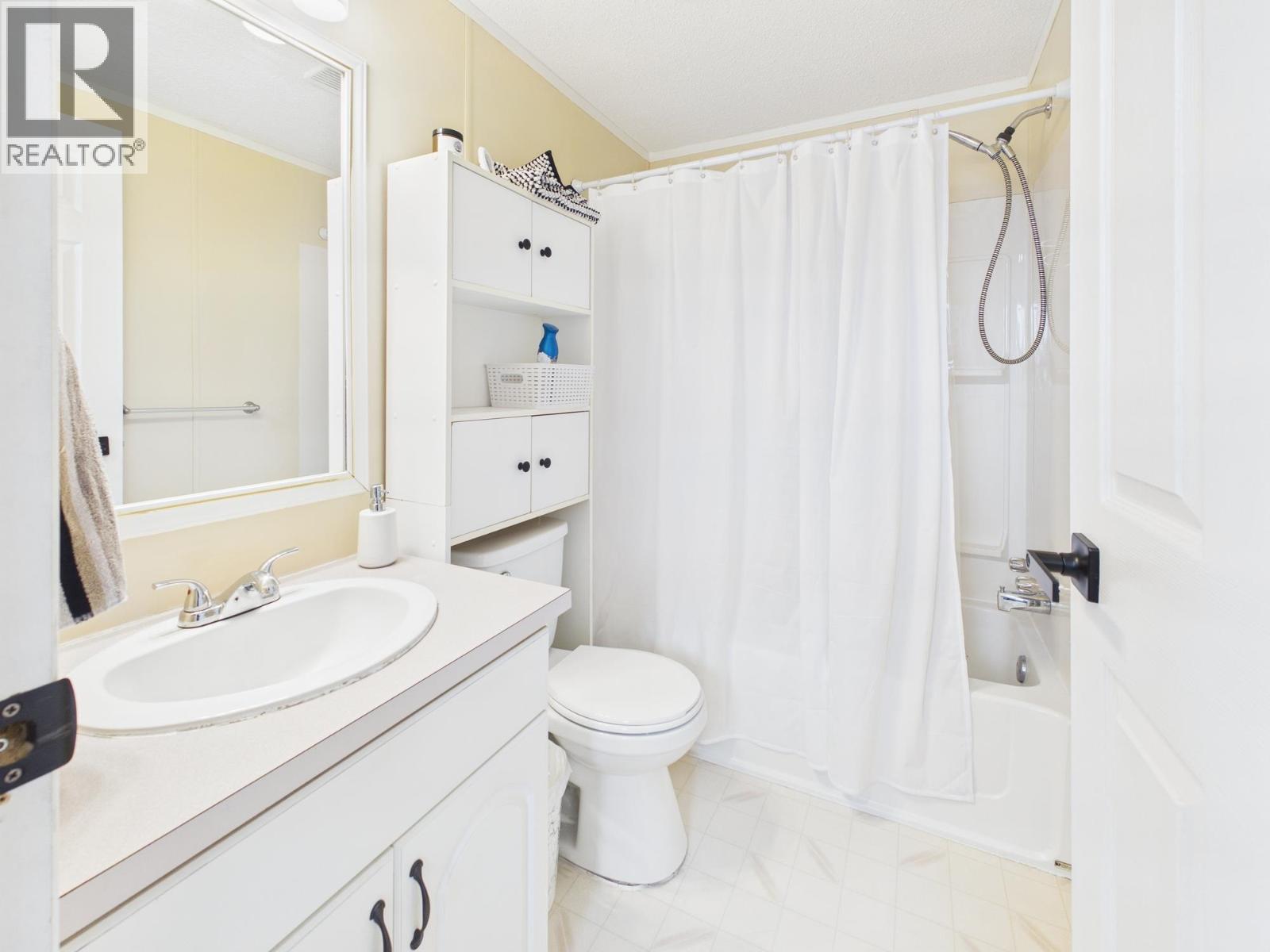 #39 997 CHILCOTIN 20 HIGHWAY - 19