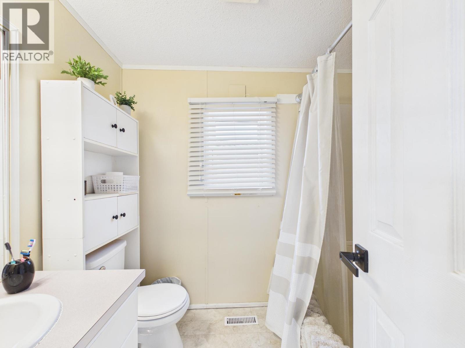 #39 997 CHILCOTIN 20 HIGHWAY - 23