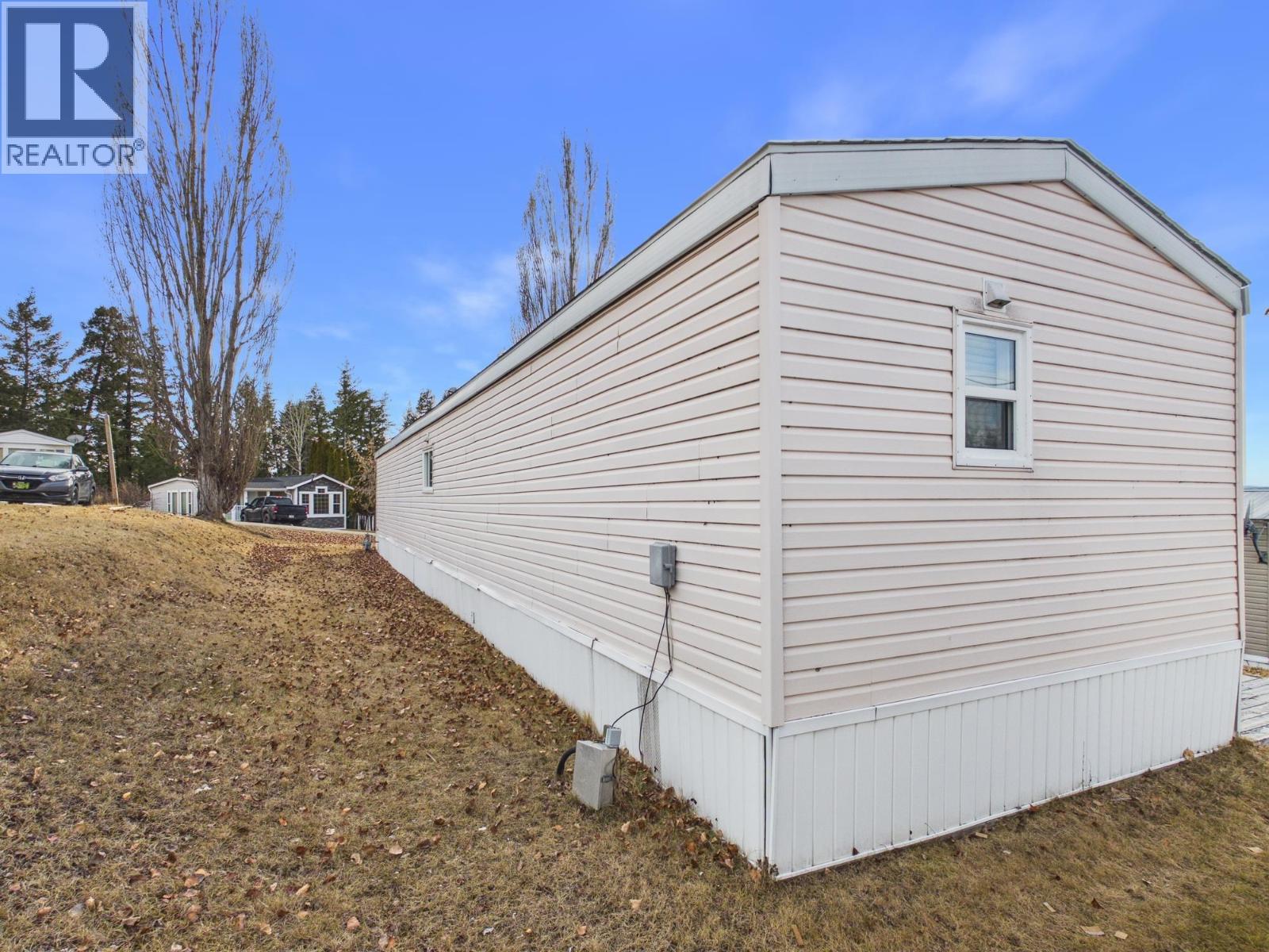 #39 997 CHILCOTIN 20 HIGHWAY - 27