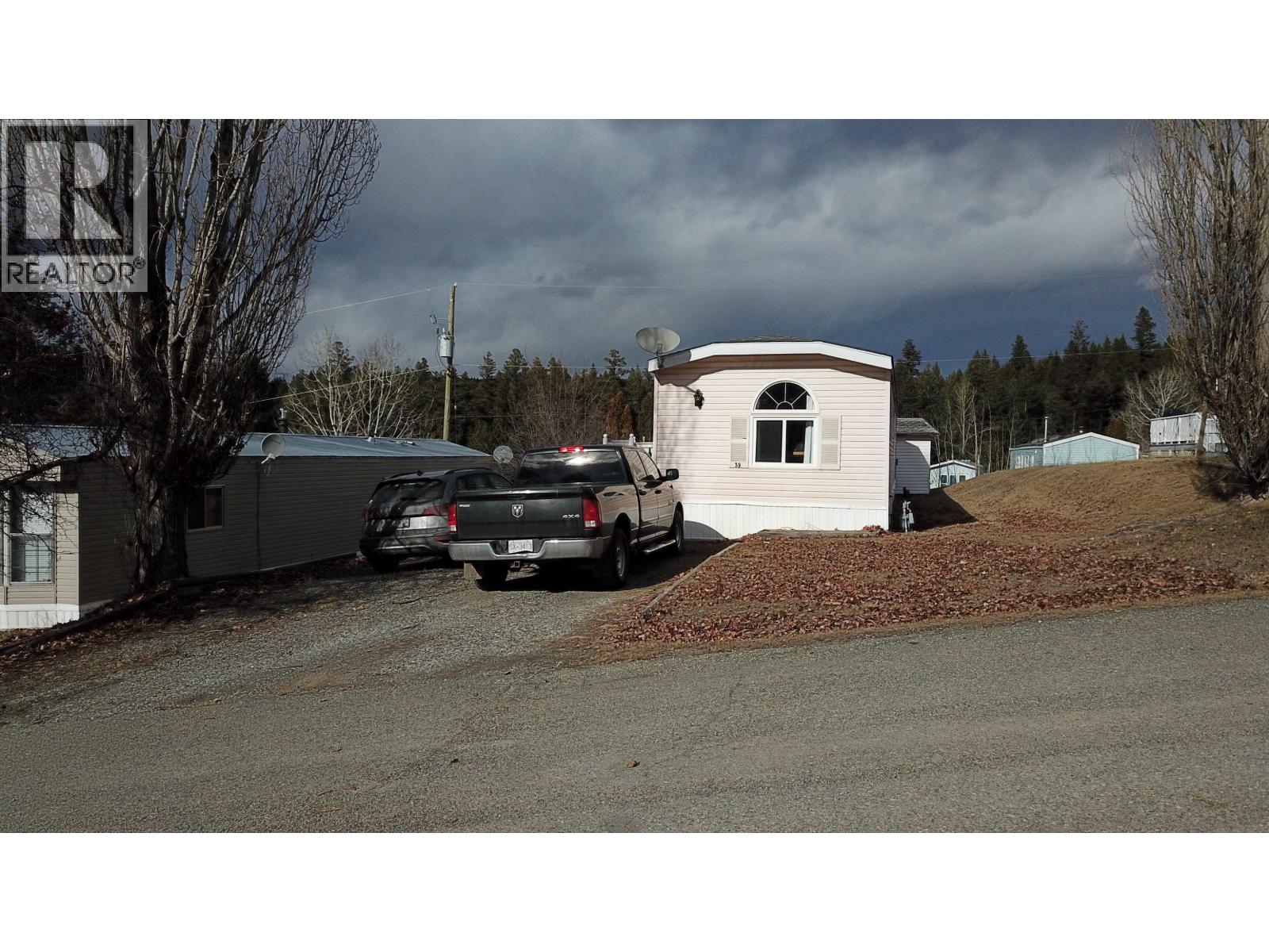 #39 997 CHILCOTIN 20 HIGHWAY - 31