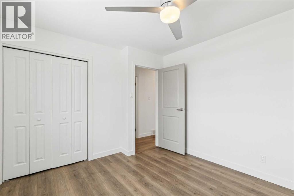 Single Family House Bi-level for Sale in  Braton Place SW Braeside Calgary 