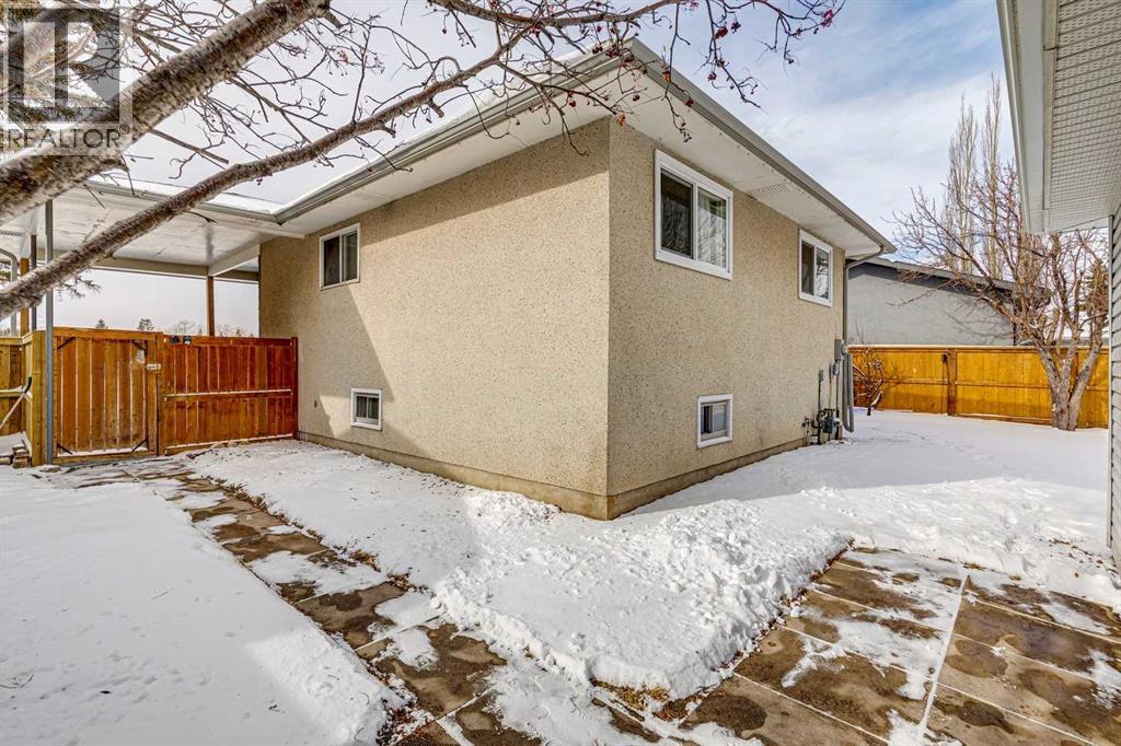 Single Family House Bi-level for Sale in  Braton Place SW Braeside Calgary 