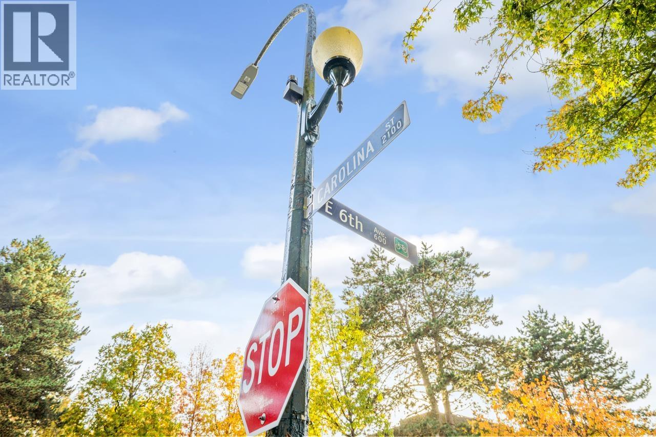 105 621 E 6TH AVENUE, Vancouver