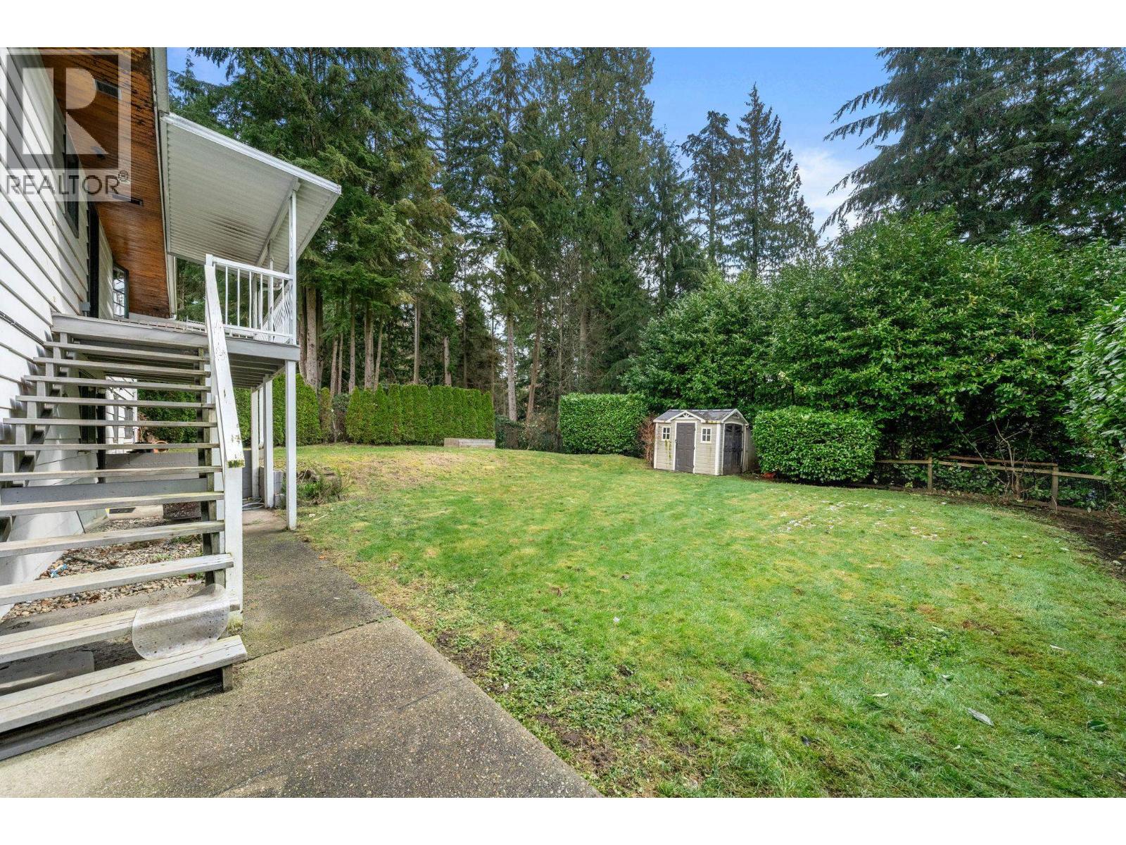 3990 DELBROOK AVENUE, North Vancouver