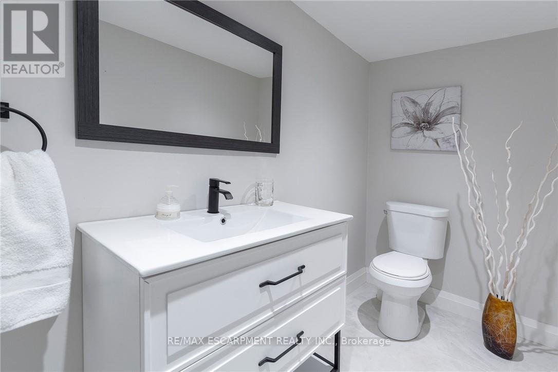 4021 MOUNTAIN STREET - 27