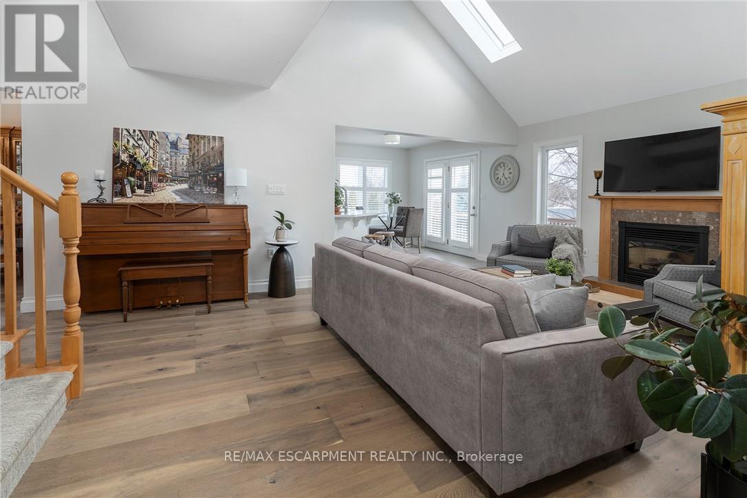 4021 MOUNTAIN STREET - 7