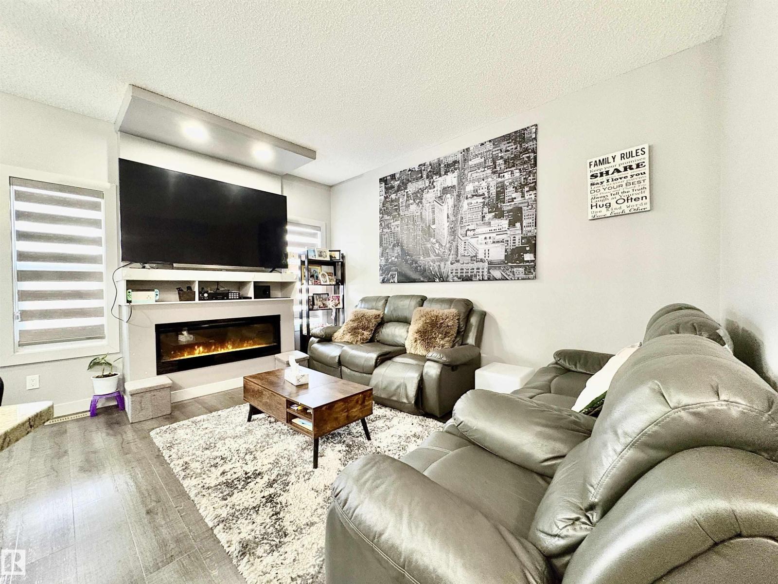 14 HICKORY RD, Fort Saskatchewan