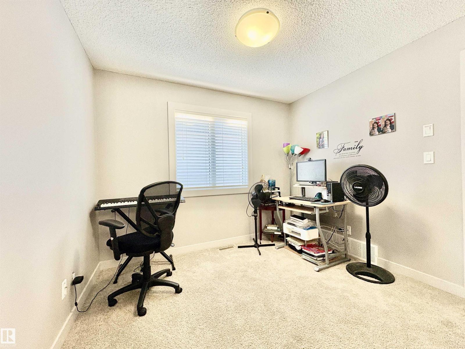 14 HICKORY RD, Fort Saskatchewan