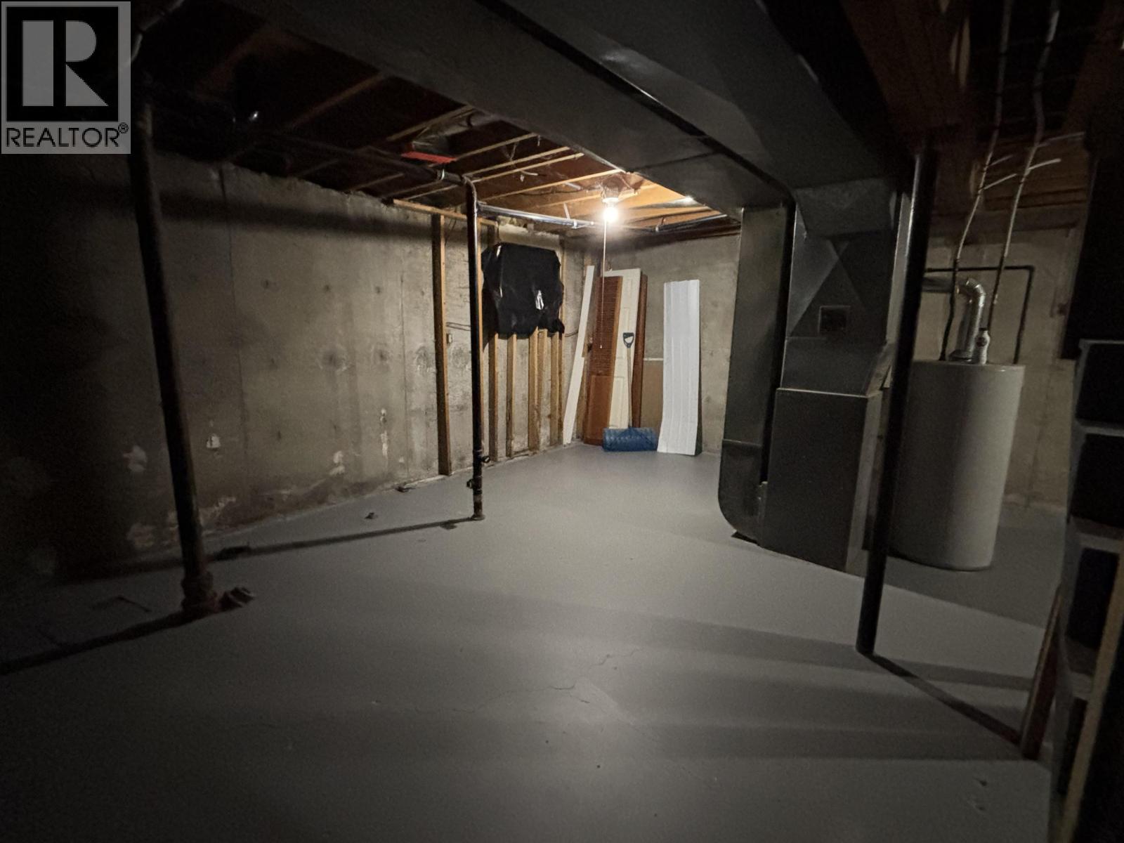 2318 OAK STREET - 20