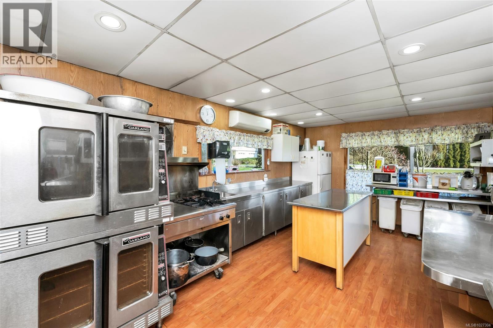 1245 Fisher Rd - 35