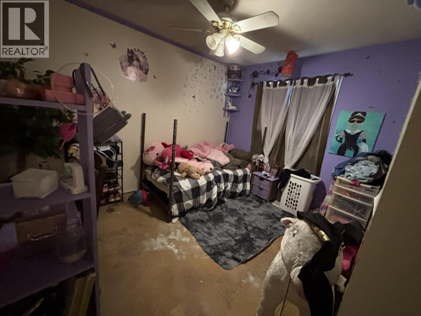 2365 OAK STREET - 7