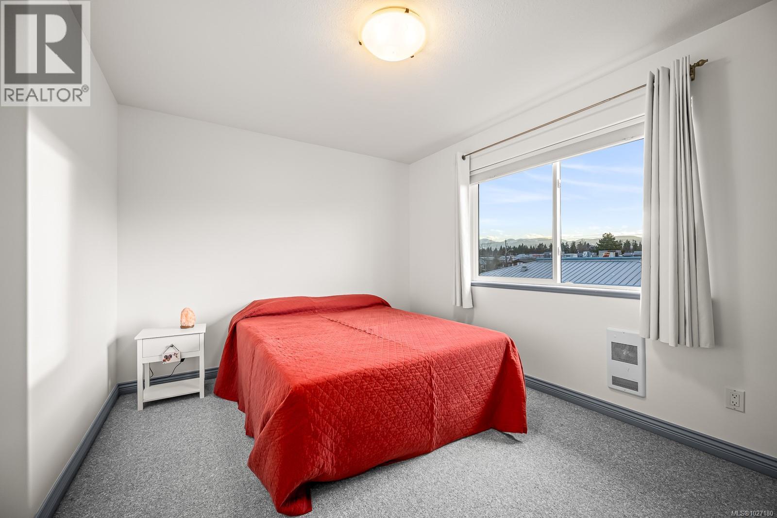 #14 2475 MANSFIELD DR - 20