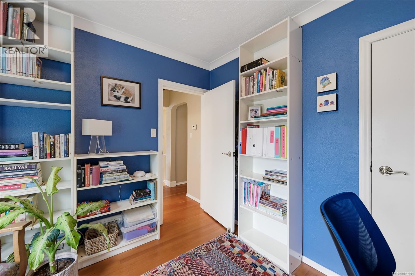 354 Stannard Ave, Victoria