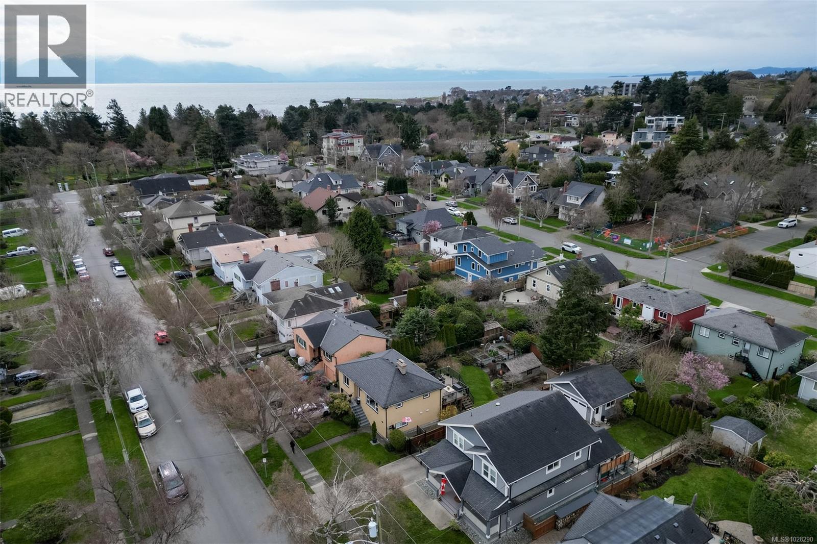 354 Stannard Ave, Victoria