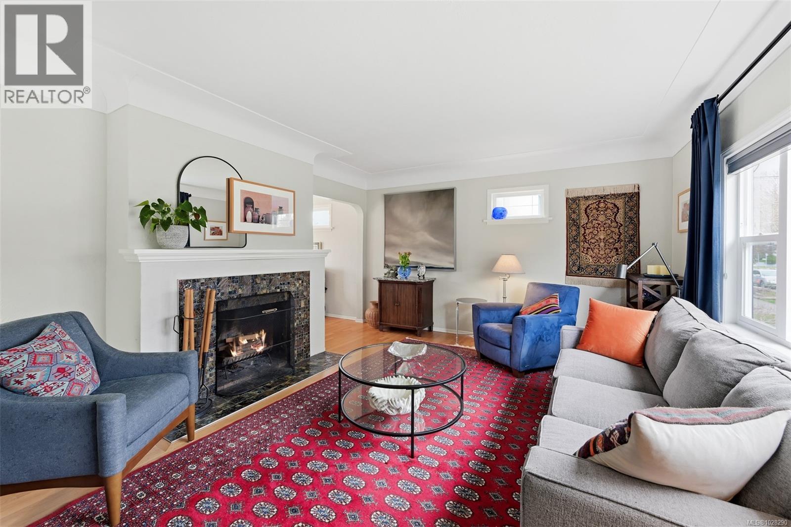 354 Stannard Ave, Victoria