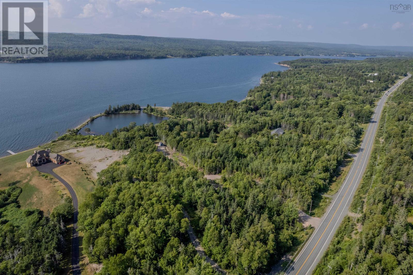 Property 10 of 13 of 4630 East Bay Highway