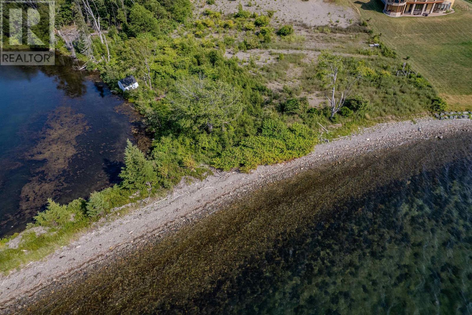 Property 6 of 13 of 4630 East Bay Highway