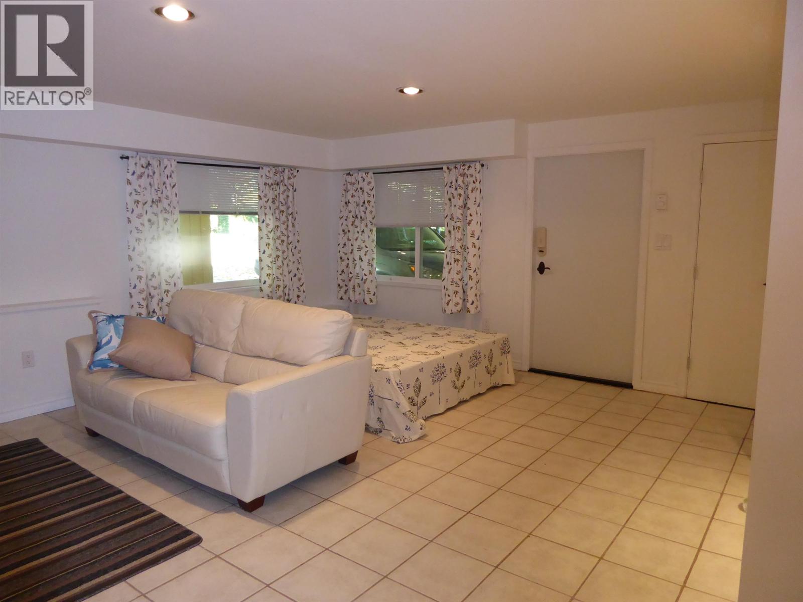 773 FRANKLIN ROAD, Gibsons