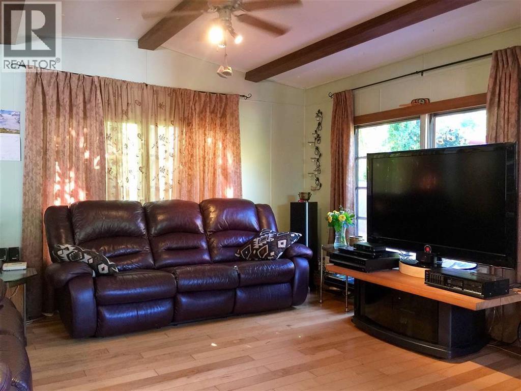 6 BRACKEN PARKWAY, Squamish