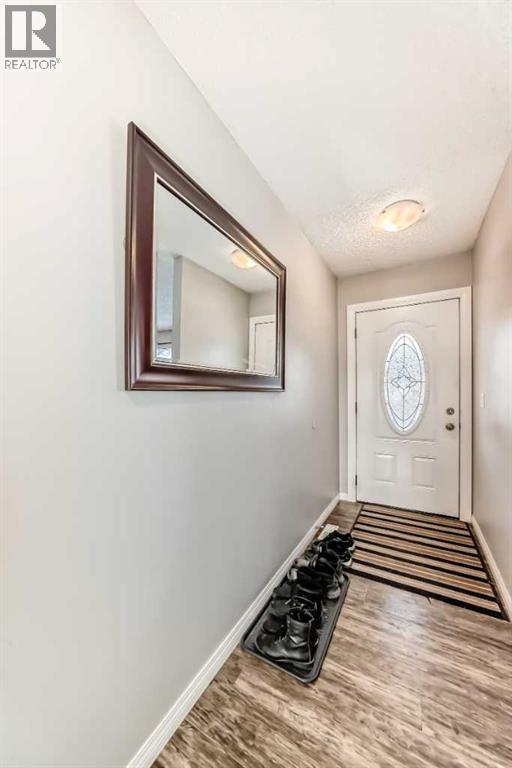 Single Family House Bungalow for Sale in  Temple Drive NE Temple Calgary 