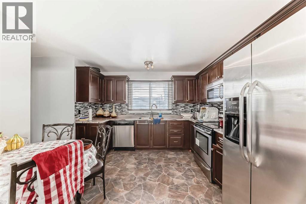 Single Family House Bungalow for Sale in  Temple Drive NE Temple Calgary 