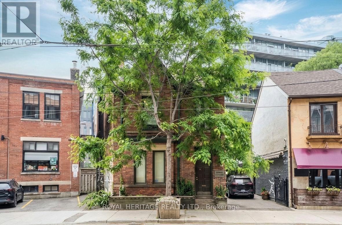 102-110 - 533 QUEEN STREET E