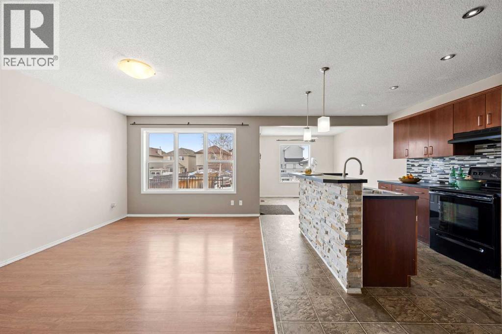 Single Family House for Sale in  Everglen Way SW Evergreen Calgary 