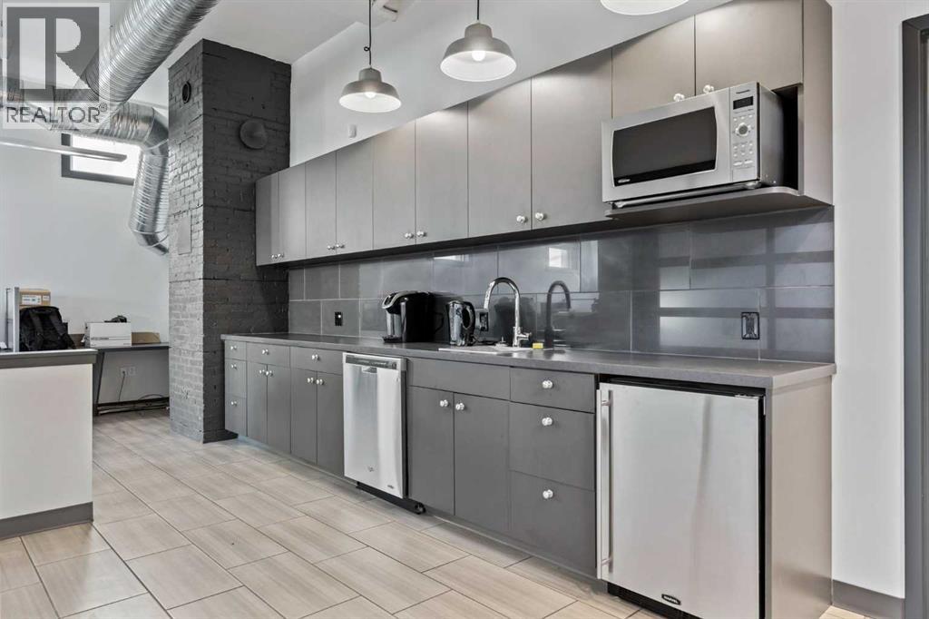 Office for Sale in   Avenue SW Sunalta Calgary 