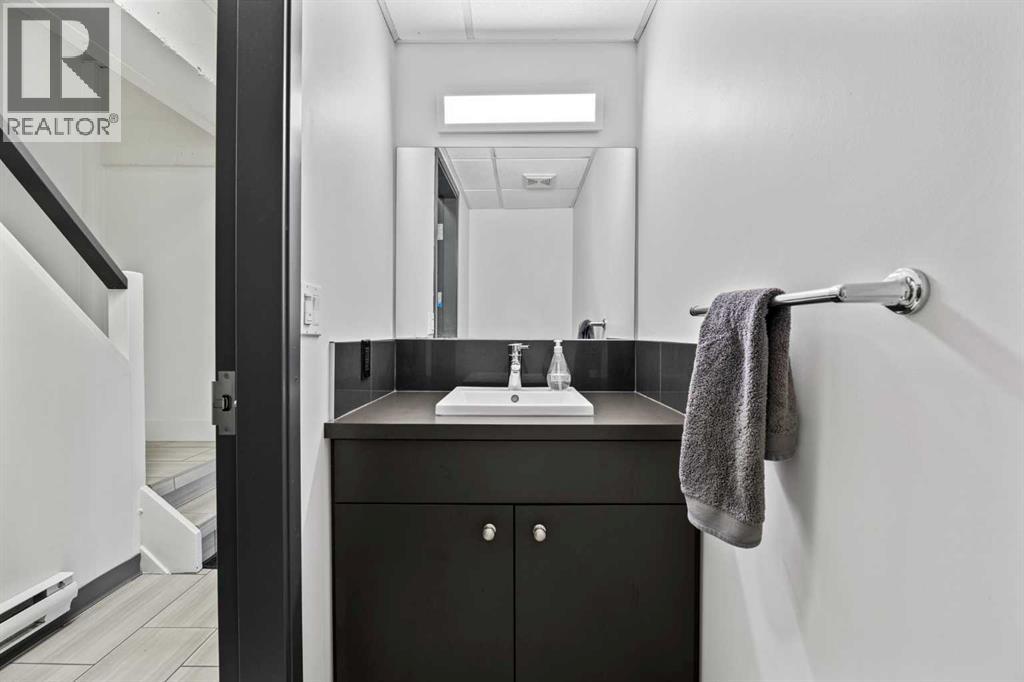 Office for Sale in   Avenue SW Sunalta Calgary 