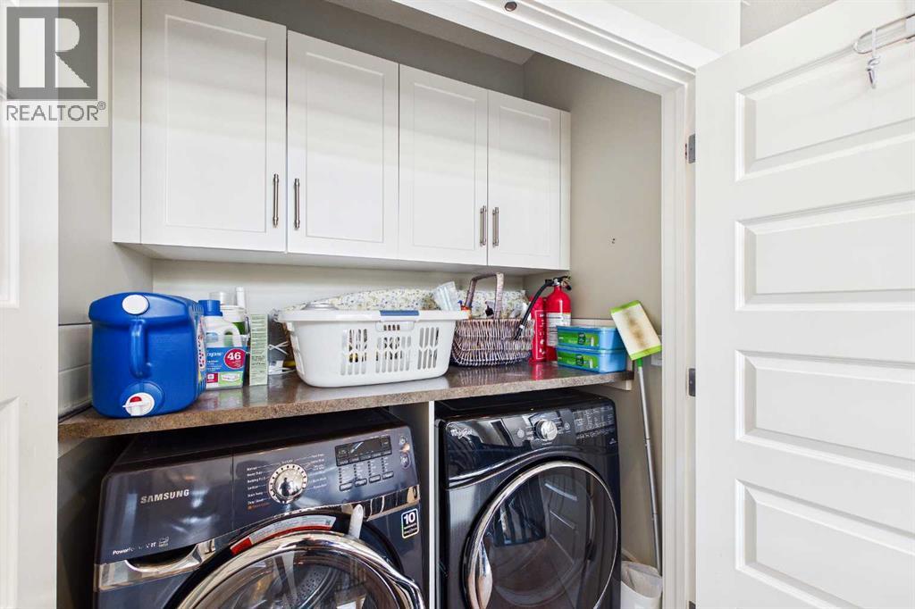 Single Family House for Sale in   Avenue NW Montgomery Calgary 