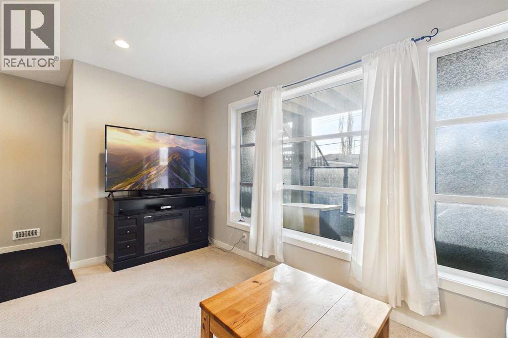 Single Family House for Sale in   Avenue NW Montgomery Calgary 