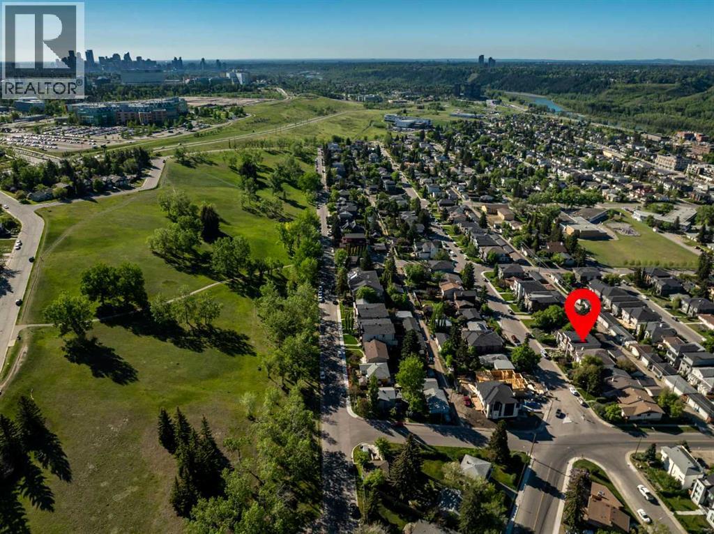 Single Family House for Sale in   Avenue NW Montgomery Calgary 